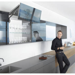 Podnośniki Blum Aventos