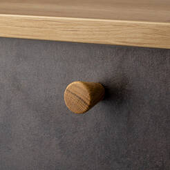  Gałka meblowa TULIP TAPER dąb lakierowany