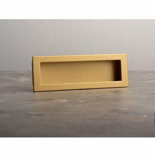 Uchwyt meblowy wpuszczany TULIP MISURA 96 mm złoty mat