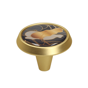  Gałka meblowa GAMET GU09-G33-V94 złota z motywem kwiatów