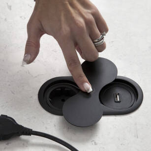 Gniazdo wpuszczane w blat TWIST ELIPSA 2x230V czarne