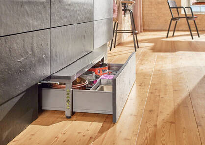 Thumb_62cbe13ec8929-space-step